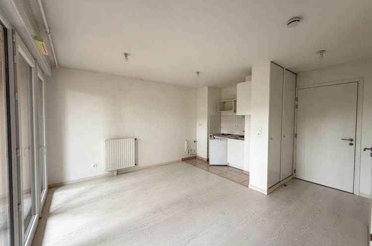 Location appartement 1 pièce(s) 32 m² - Photo 1