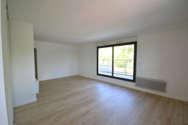 Location appartement 3 pièce(s) 71 m² - Photo 2