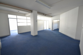 Location local commercial ou professionnel 10 pièce(s) 219 m² - Photo 1 Location local commercial ou professionnel 10 pièce(s) 219 m² - Photo 1