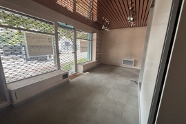 Location local commercial ou professionnel 62 m² - Photo 3 Location local commercial ou professionnel 62 m² - Photo 3